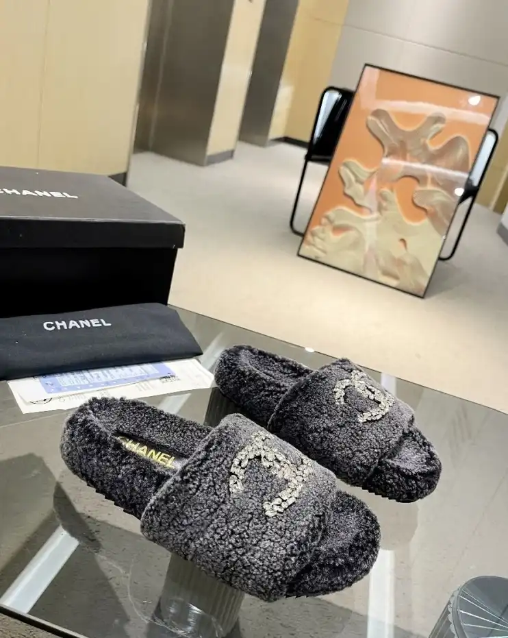 hype Chanel Slippers