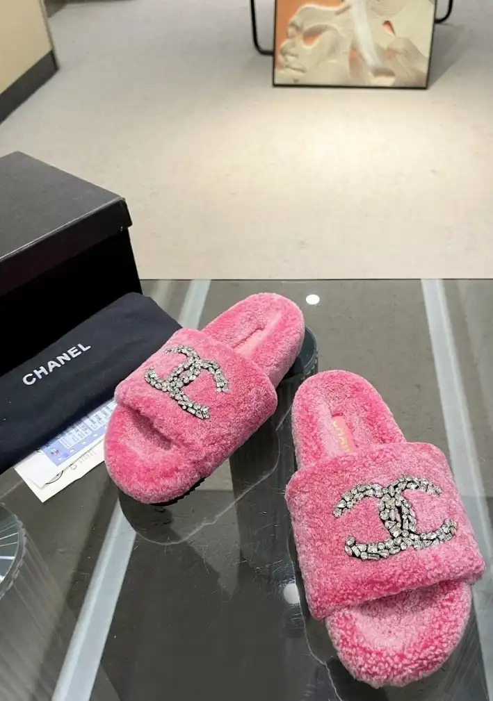 hype Chanel Slippers