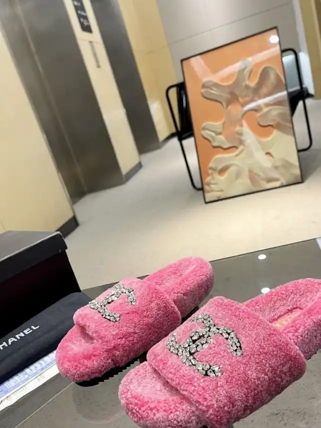 hype Chanel Slippers