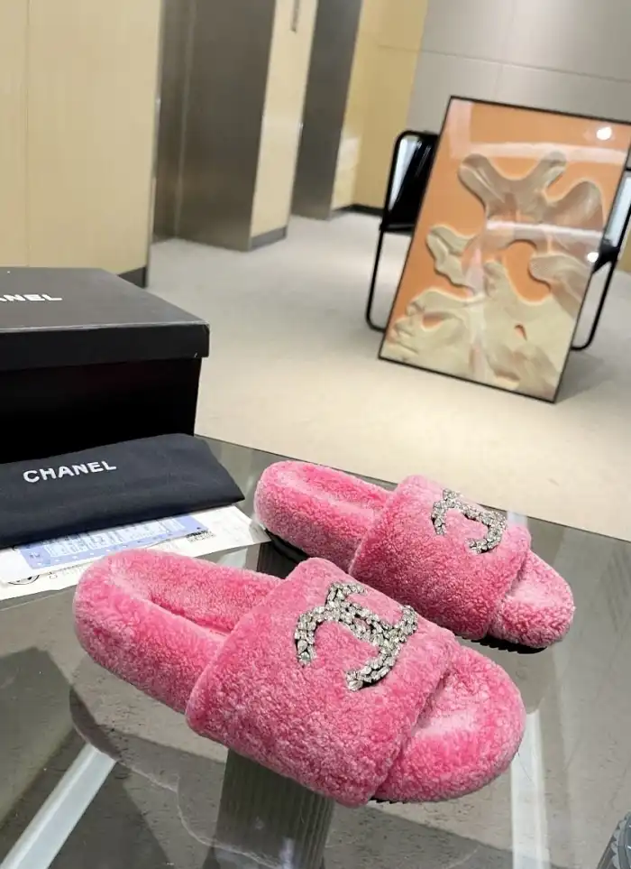 hype Chanel Slippers