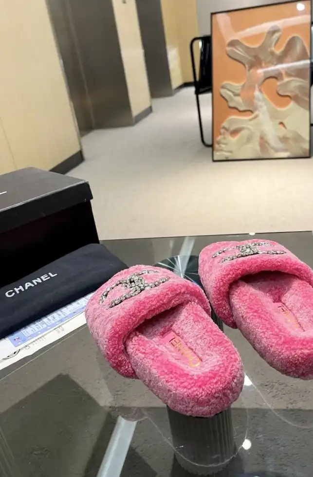 hype Chanel Slippers