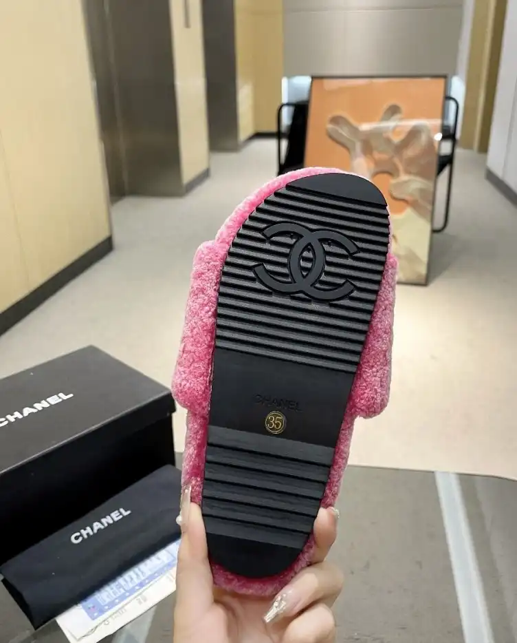 hype Chanel Slippers