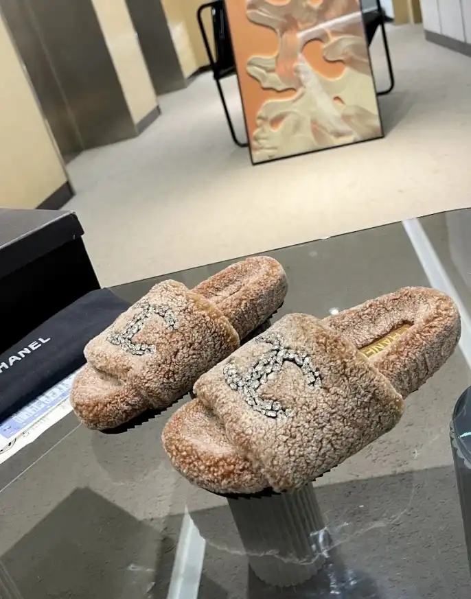 hype Chanel Slippers