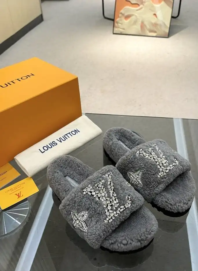 hype LV Slippers