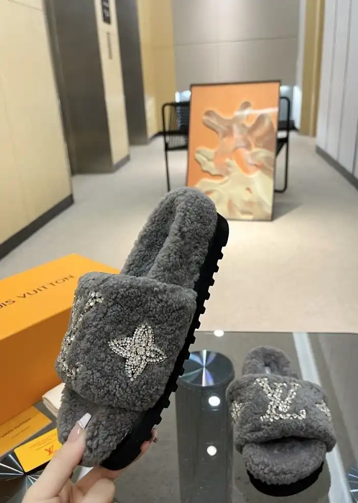 hype LV Slippers