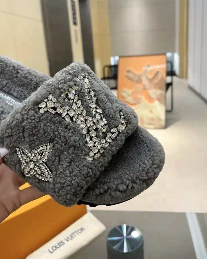 hype LV Slippers