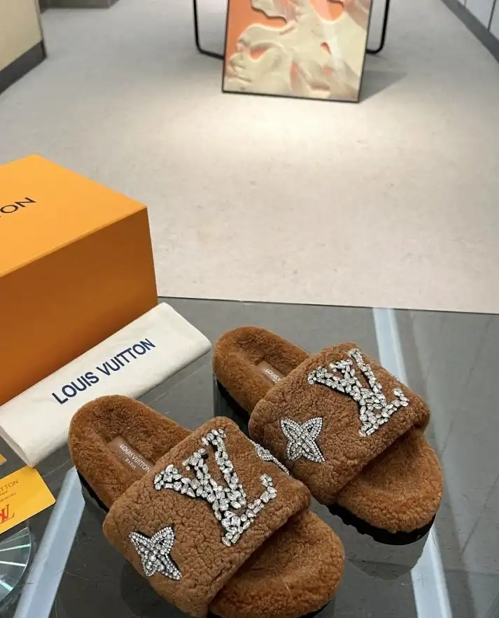 hype LV Slippers