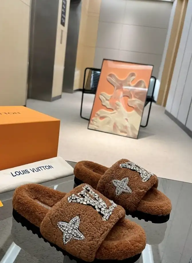 hype LV Slippers