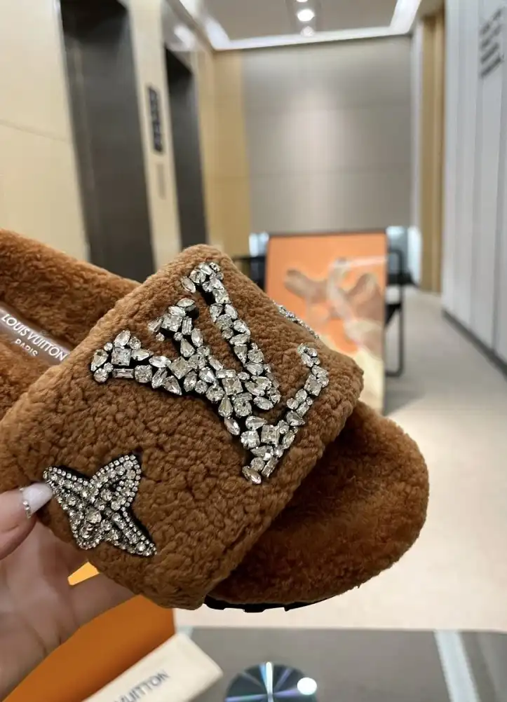 hype LV Slippers