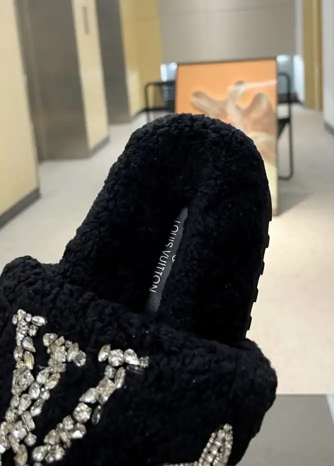 hype LV Slippers