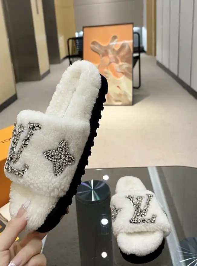 hype LV Slippers