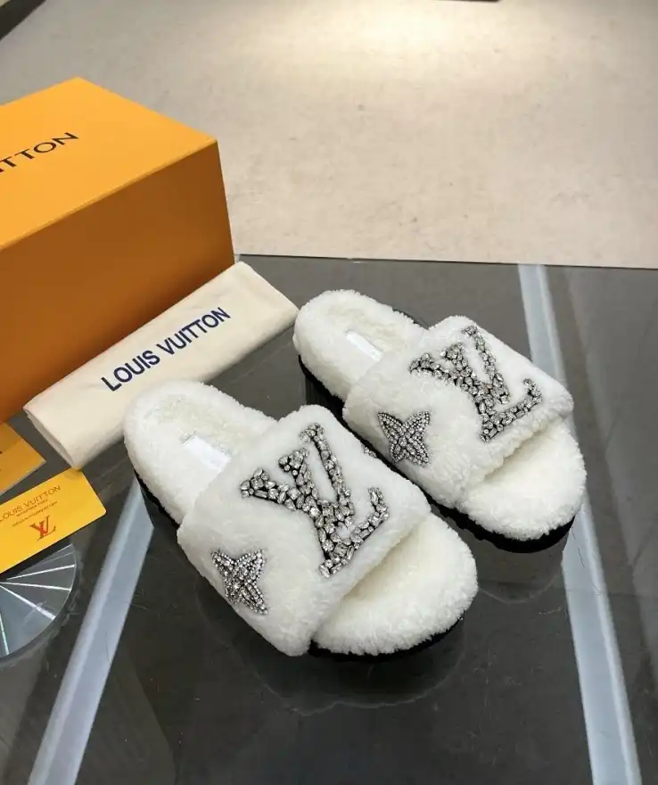 hype LV Slippers