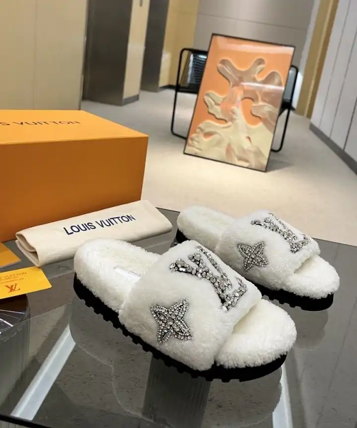 hype LV Slippers