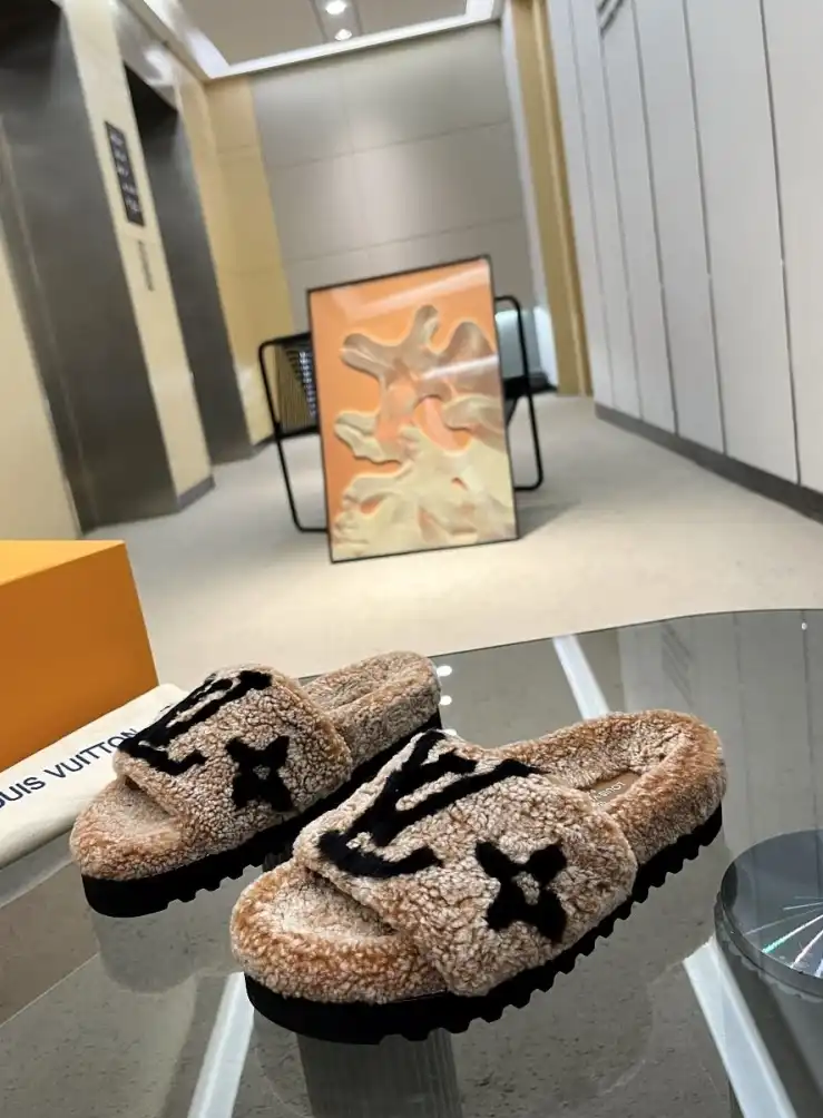 hype LV Slippers