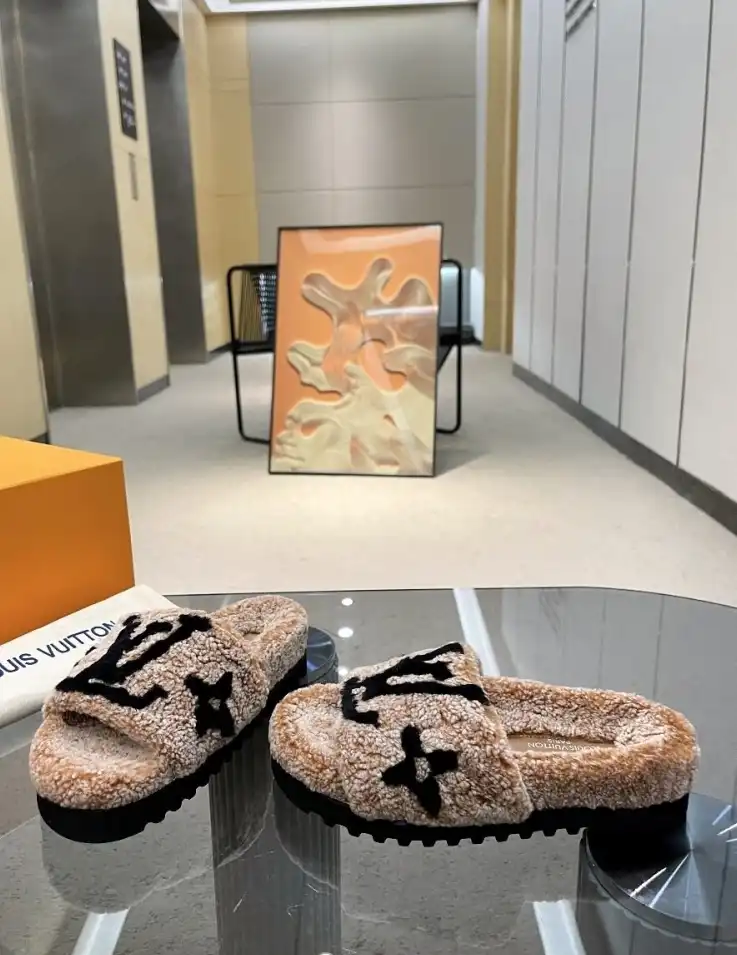 hype LV Slippers