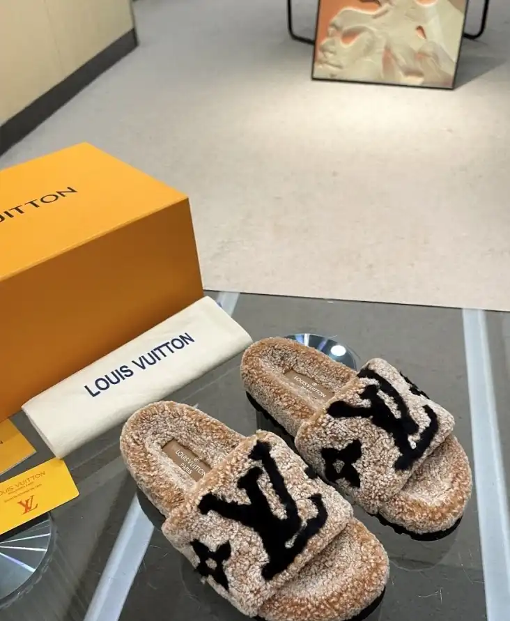 hype LV Slippers