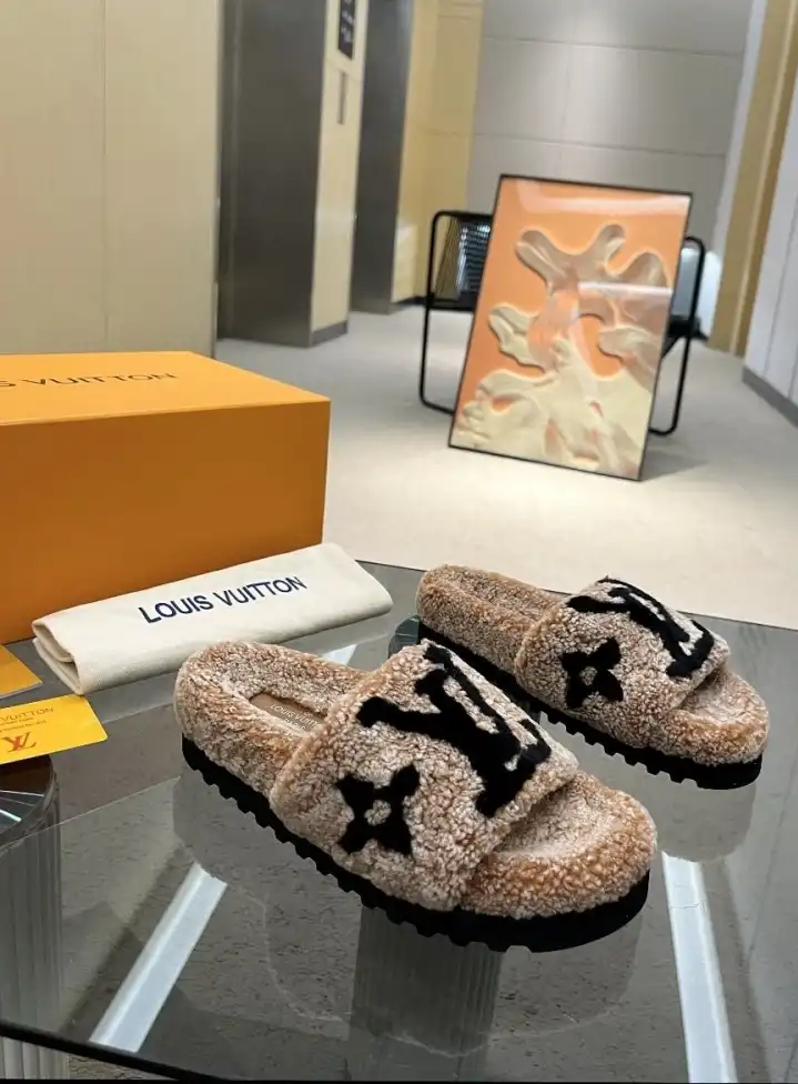 hype LV Slippers