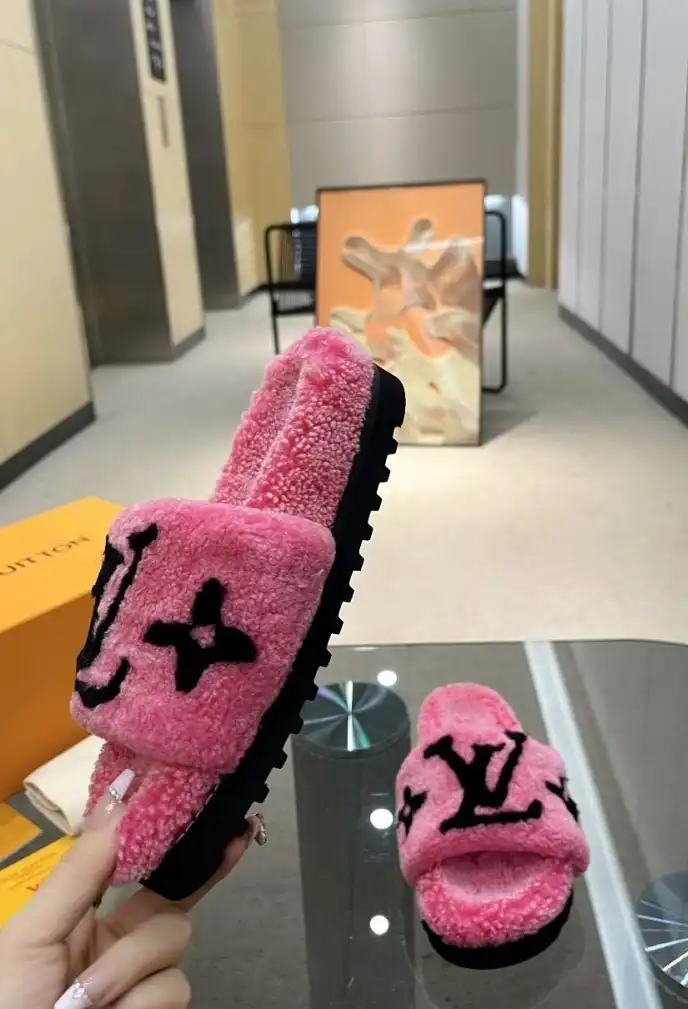 hype LV Slippers