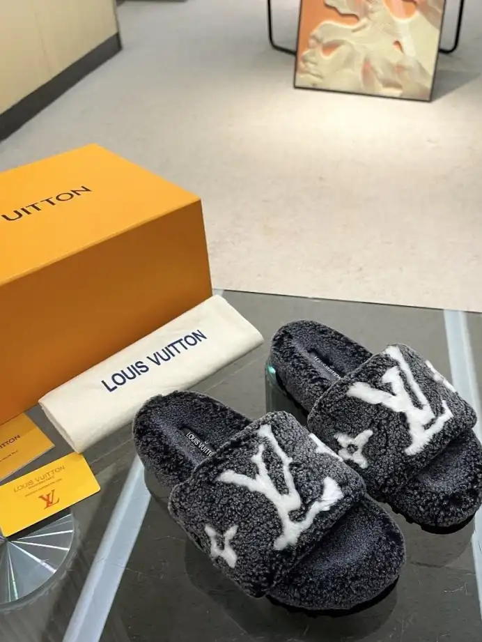 hype LV Slippers