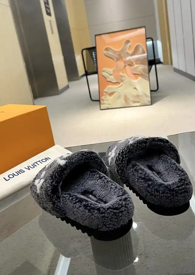 hype LV Slippers