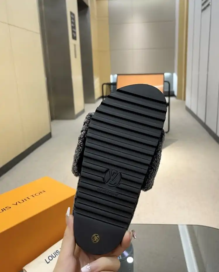 hype LV Slippers