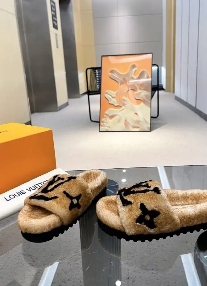 hype LV Slippers