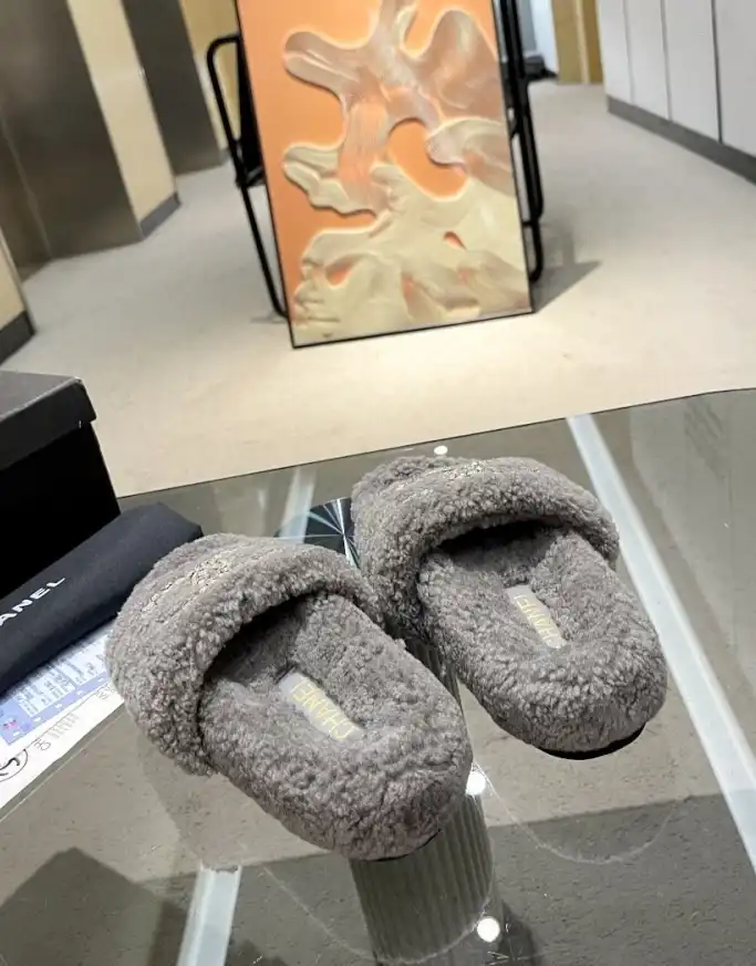 hype Chanel Slippers