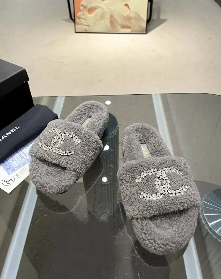 hype Chanel Slippers