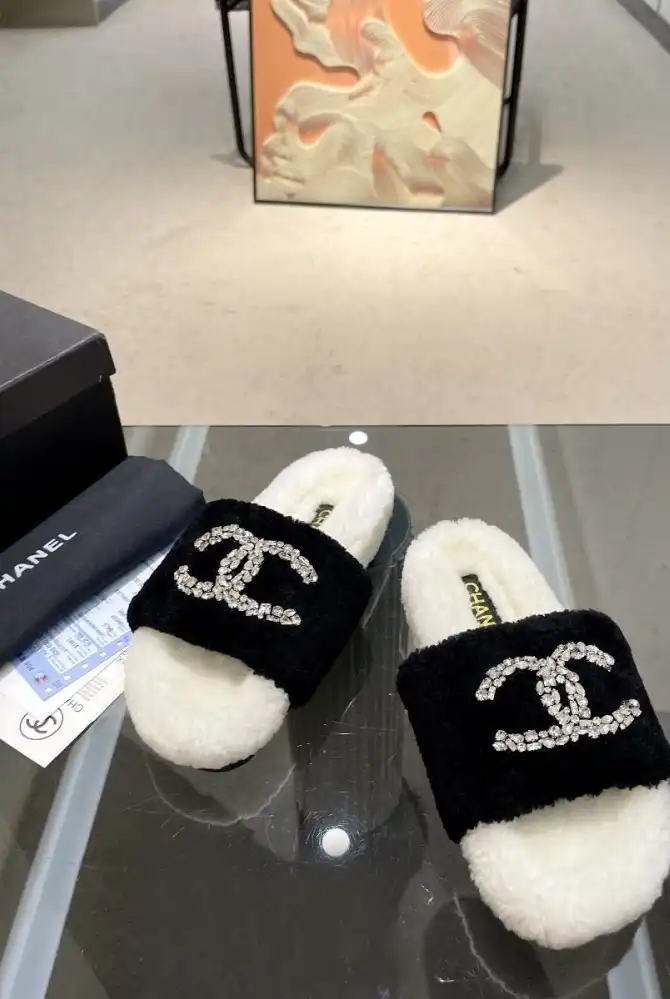 hype Chanel Slippers