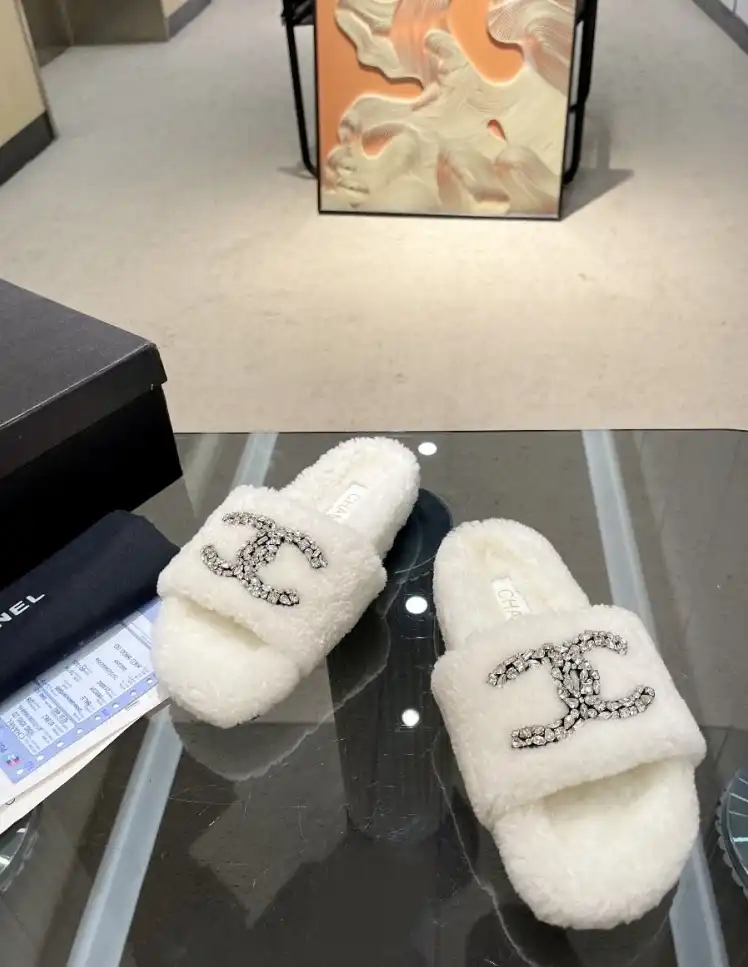 hype Chanel Slippers