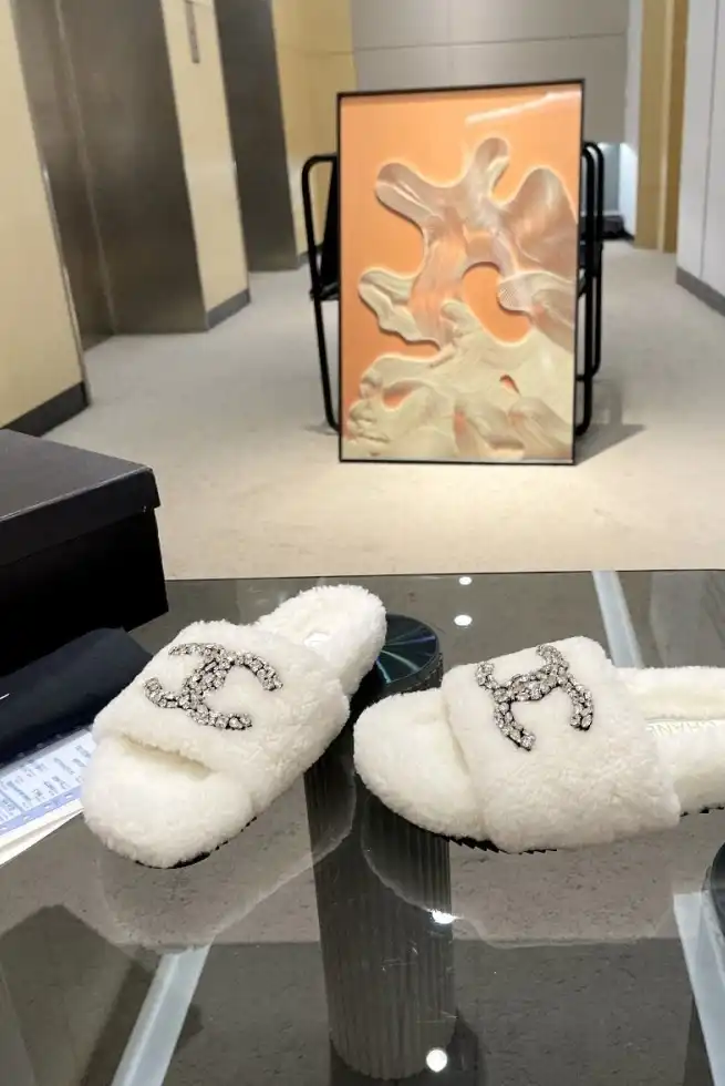 hype Chanel Slippers