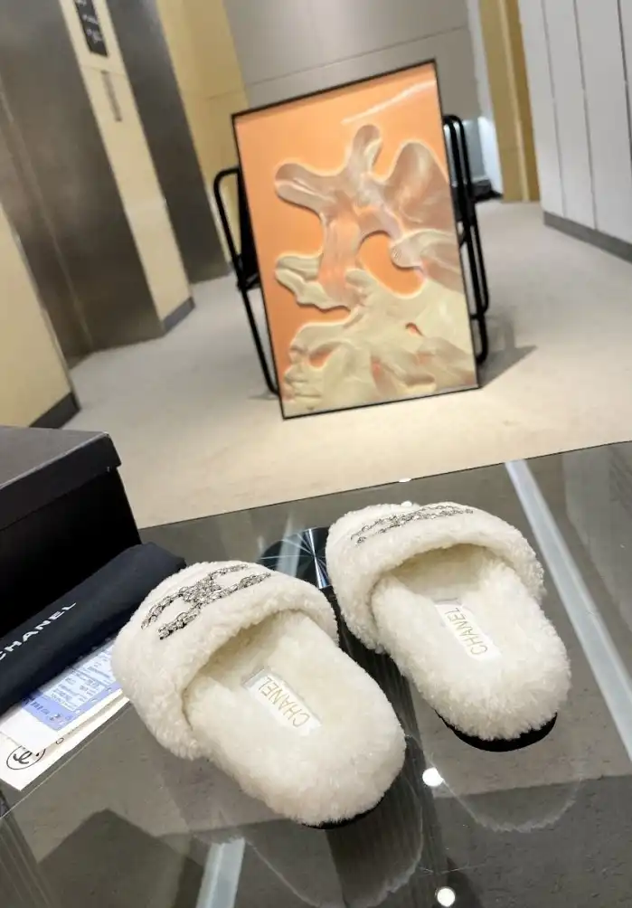 hype Chanel Slippers