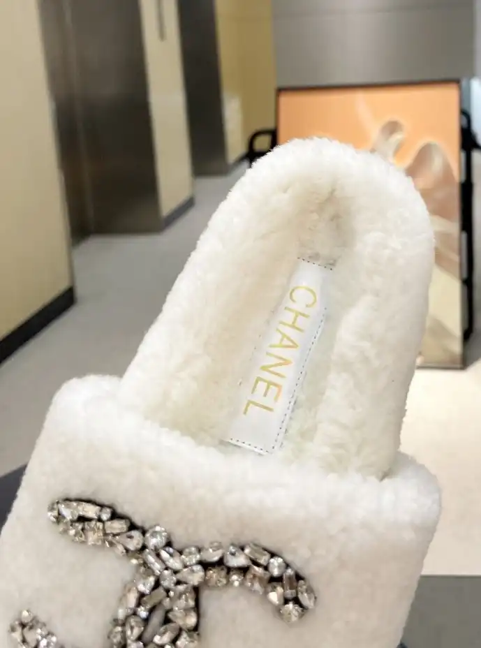 hype Chanel Slippers