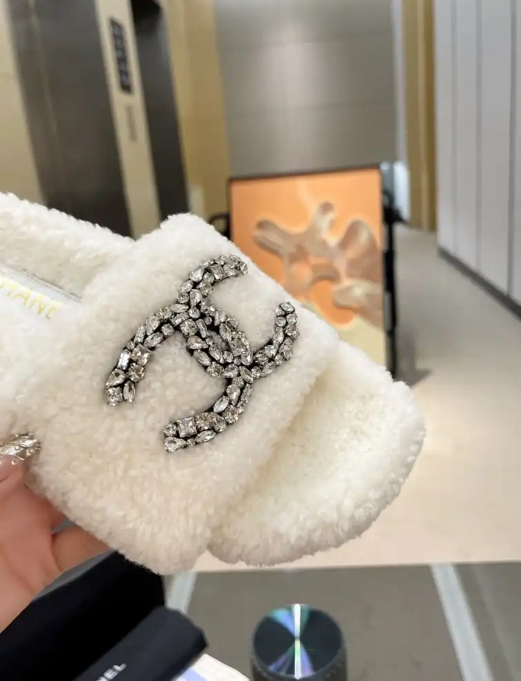 hype Chanel Slippers