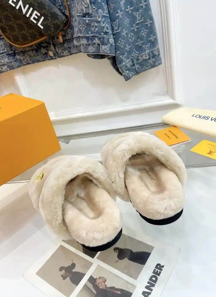 hype LV Slippers