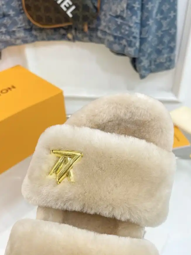 hype LV Slippers