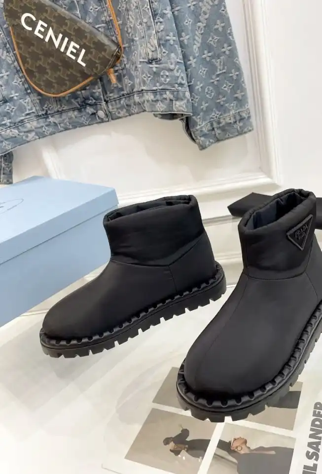 hype Prada Boots