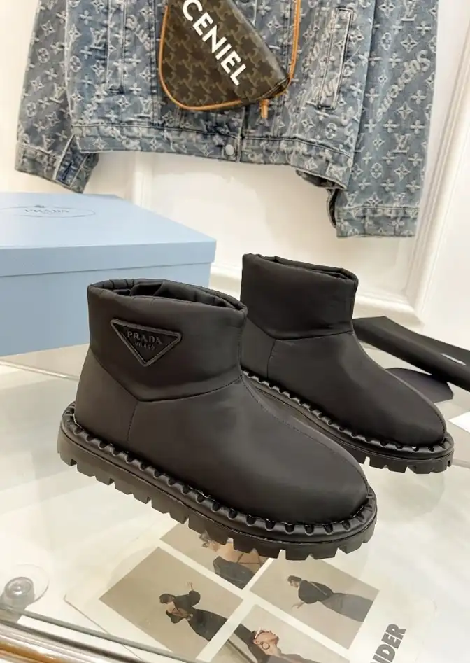 hype Prada Boots