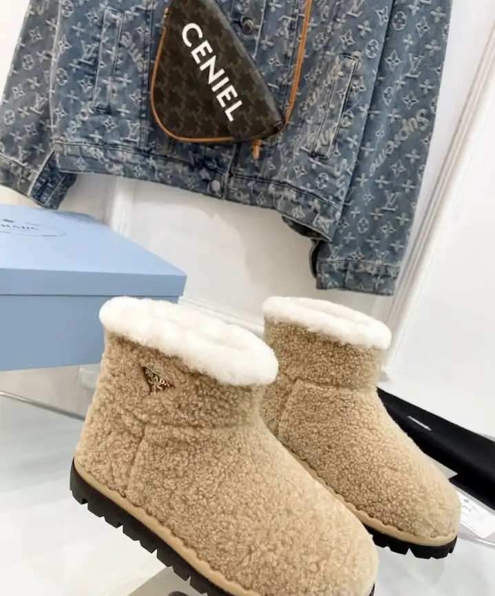 hype Prada Boots