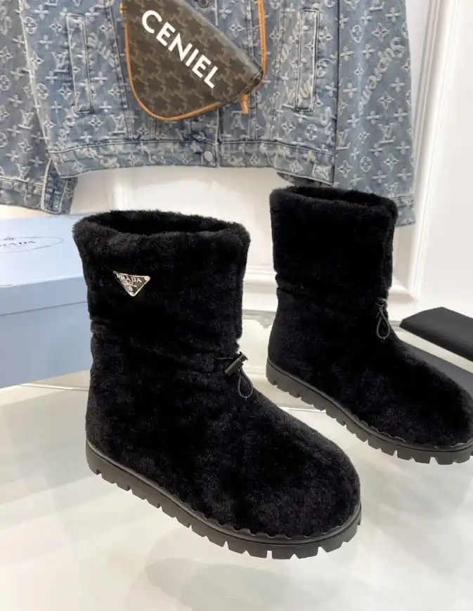 hype Prada Boots