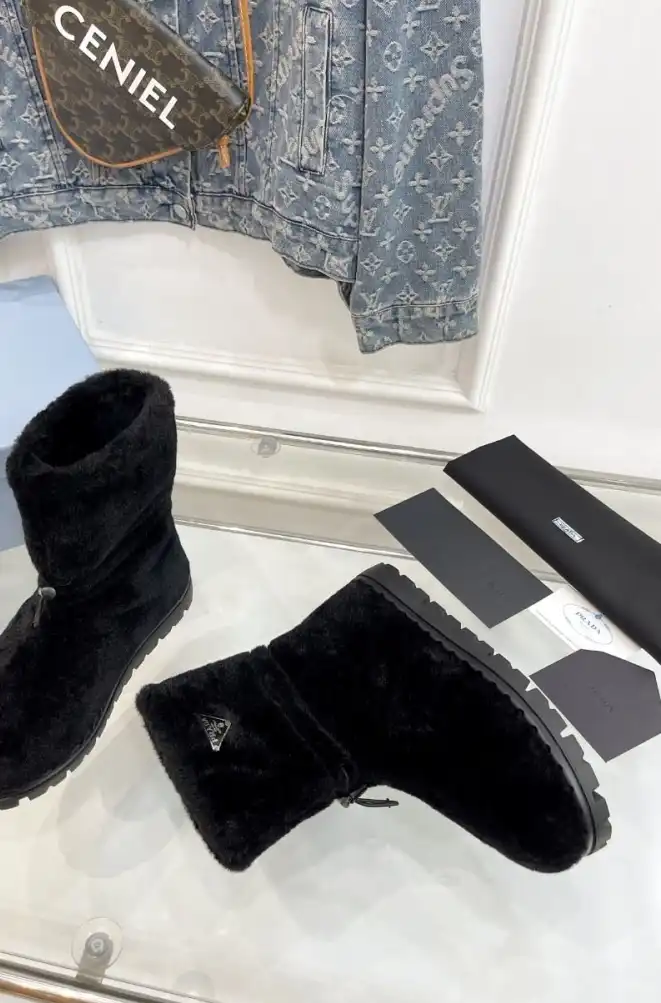 hype Prada Boots