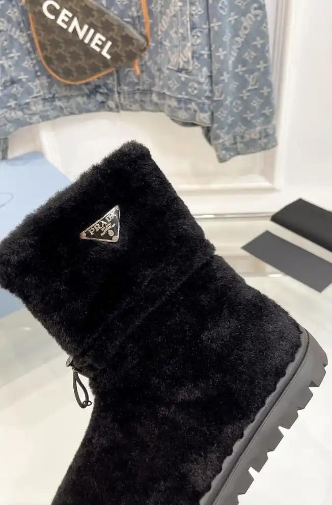 hype Prada Boots