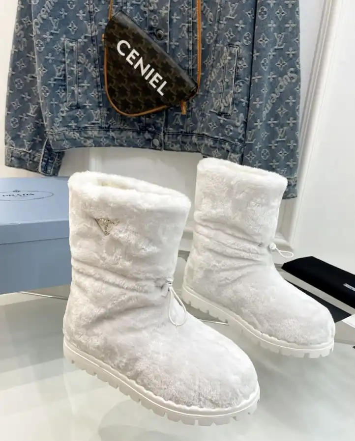 hype Prada Boots