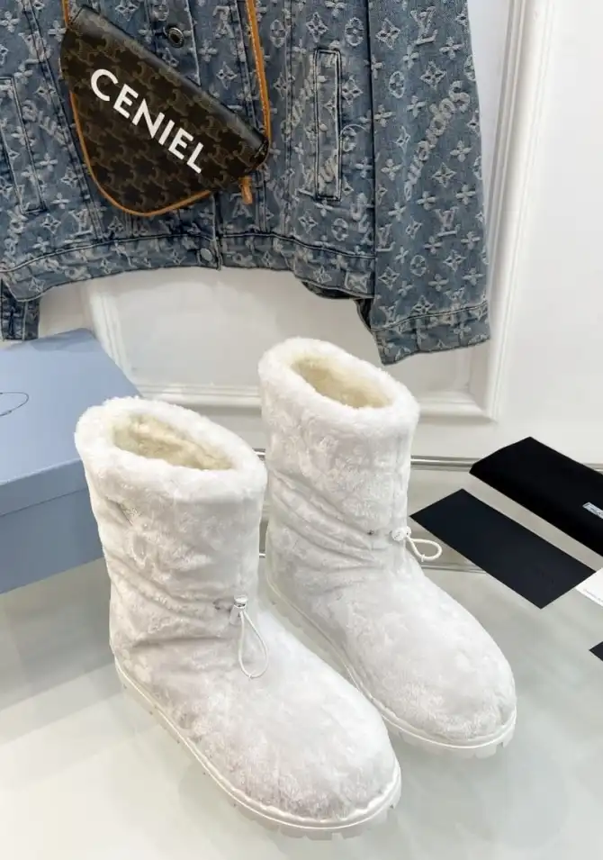 hype Prada Boots