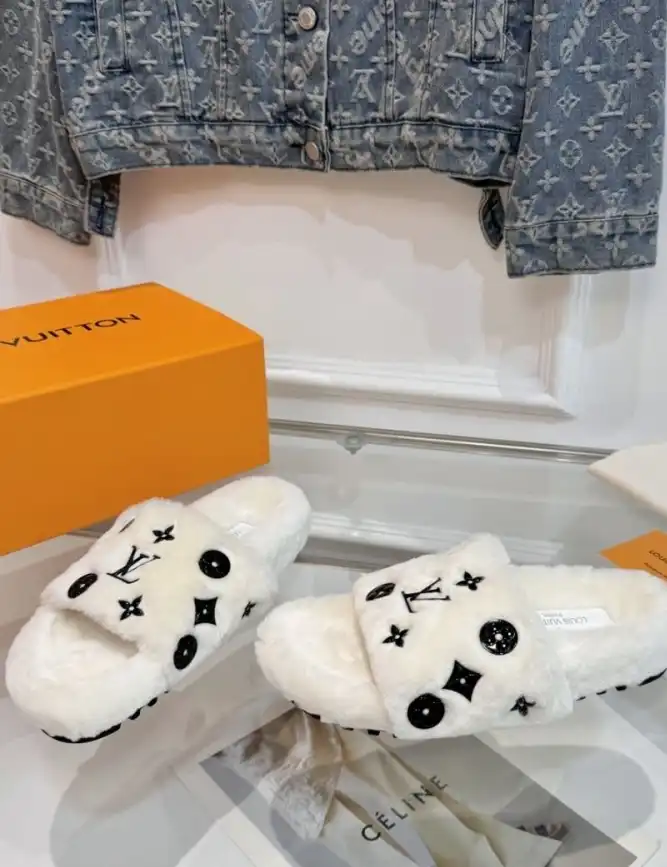 hype LV Slippers