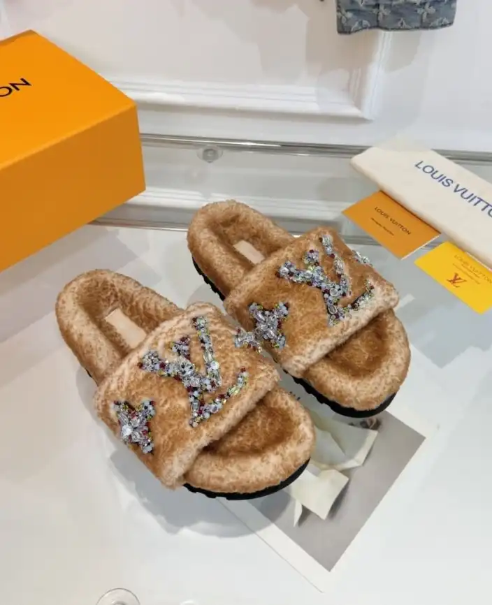 hype LV Slippers