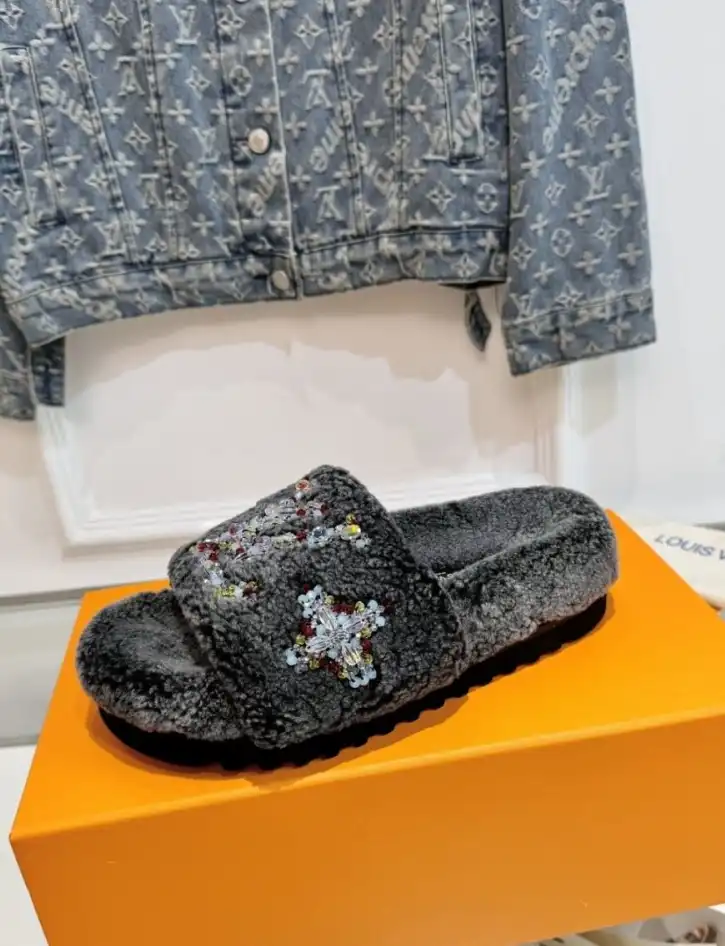 hype LV Slippers