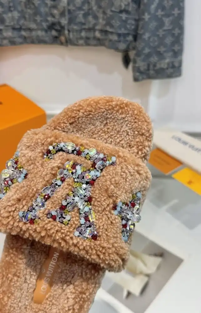 hype LV Slippers