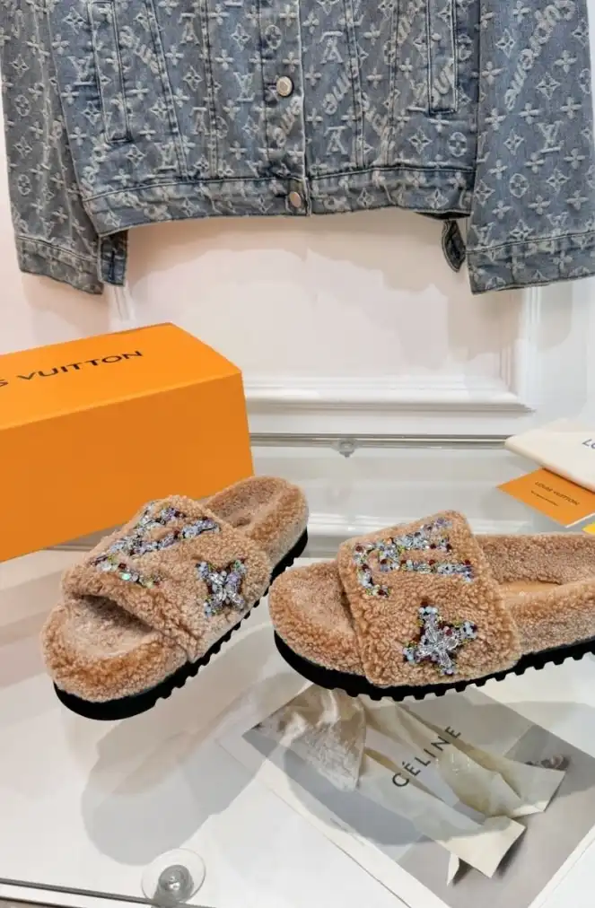 hype LV Slippers