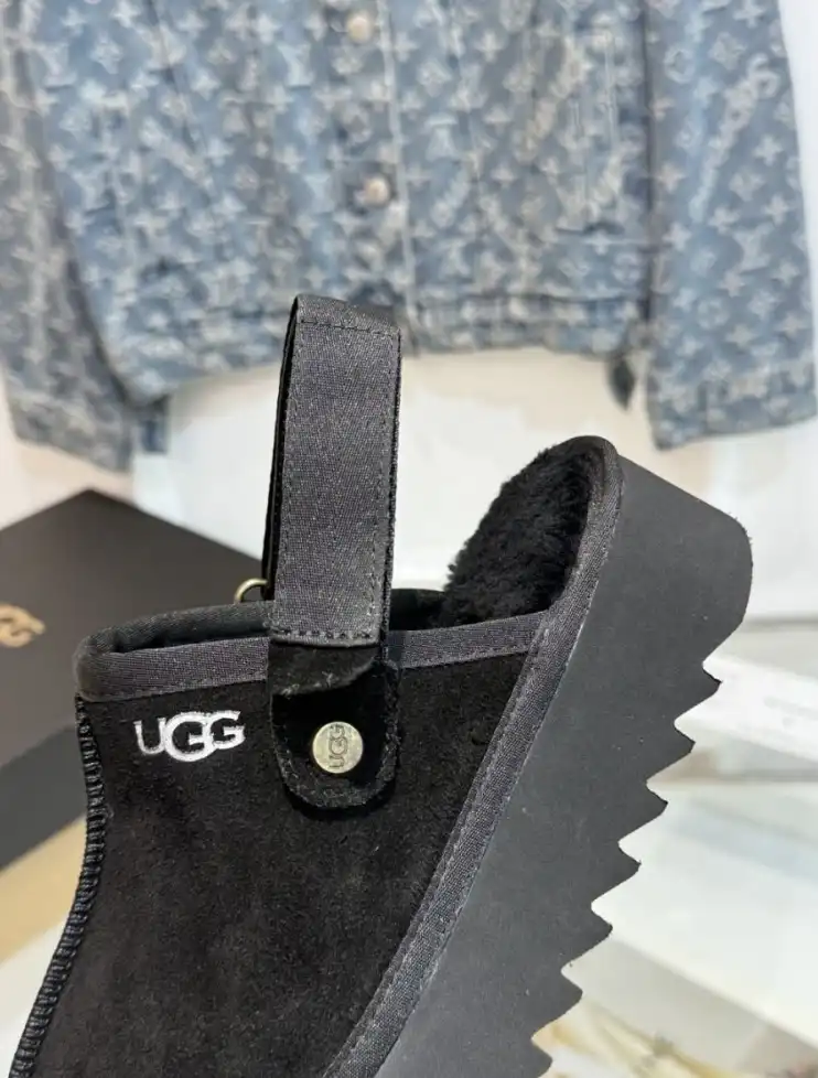 hype UGG Sandals